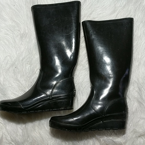 Michael Kors Shoes - Michael Kors Black Wedged Rain Boots sz 8